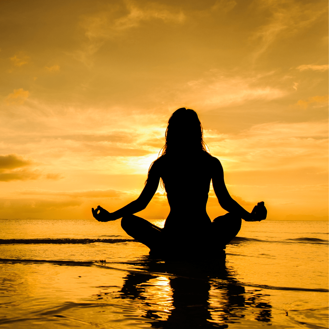 Tauche ein in den faszinierenden GOA-Psytrance Lifestyle und entdecke die Welt der spirituellen Fitness, die Körper, Geist und Seele in Einklang bringt. Unser umfassender Guide führt dich durch die vibrierende Kultur des Goa-Psytrance, eine Musik- und Lebensart, die Freiheit, tiefe Verbundenheit und Selbstentdeckung feiert. Erfahre, wie spirituelle Praktiken wie Yoga, Meditation und bewusstes Tanzen integraler Bestandteil des Psytrance-Erlebnisses werden und wie sie dein Wohlbefinden steigern.